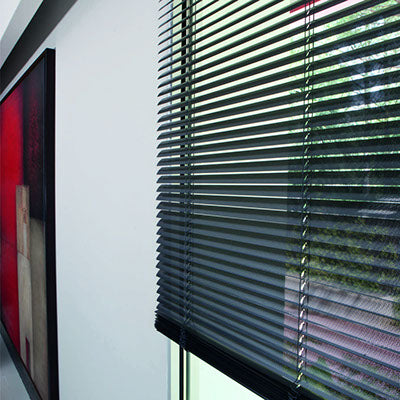 PERSIANA VENECIANA DE ALUMINIO O PVC