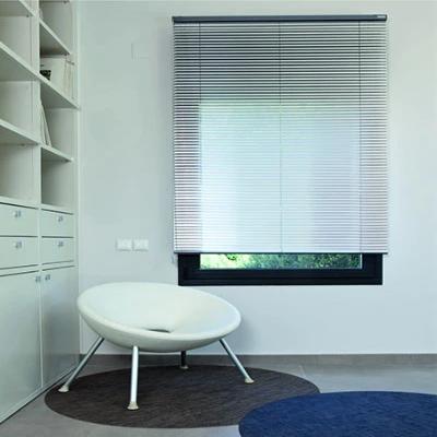 PERSIANA VENECIANA DE ALUMINIO O PVC